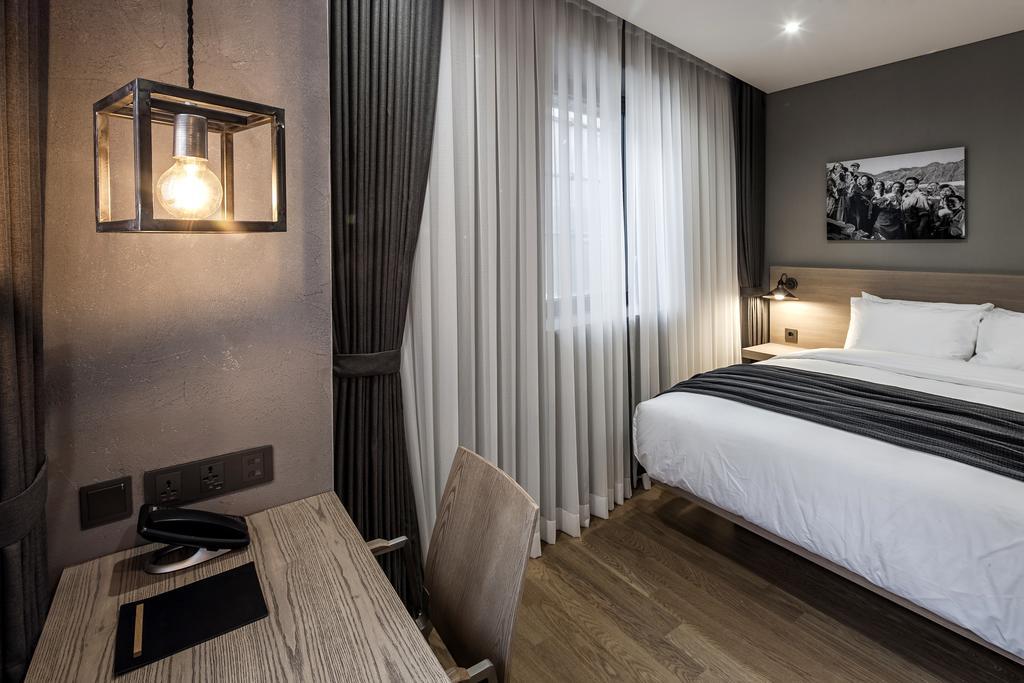 Hotel28 Myeongdong Сеул Екстериор снимка