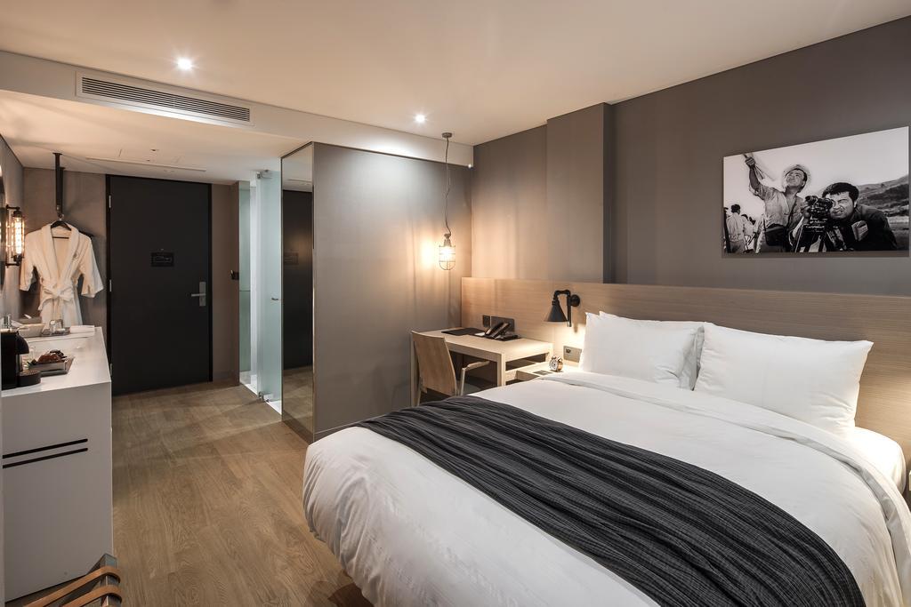 Hotel28 Myeongdong Сеул Екстериор снимка