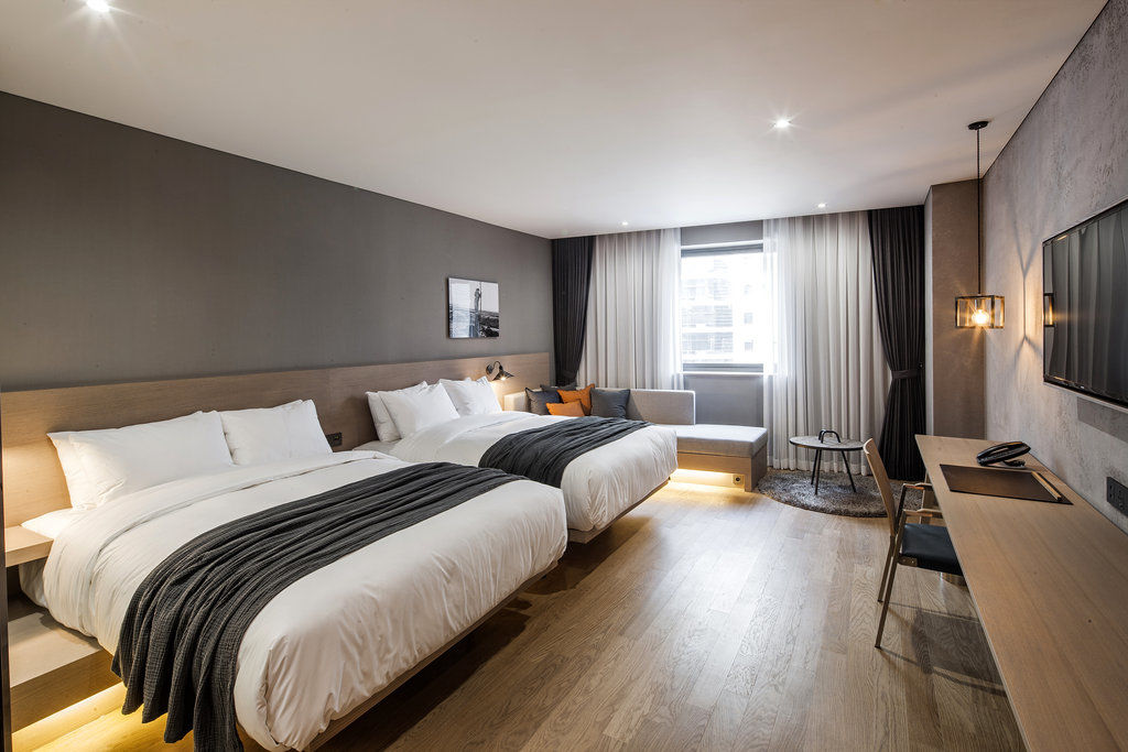 Hotel28 Myeongdong Сеул Екстериор снимка